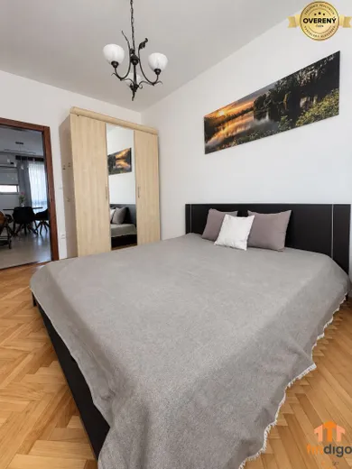 Na predaj 3-izbový byt, 80 m², Bratislava-Petržalka, Šustekova