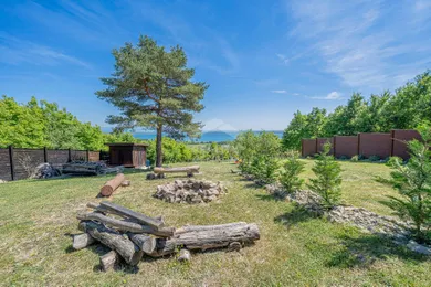 Na predaj rekreačný dom, 663 m², Vinné