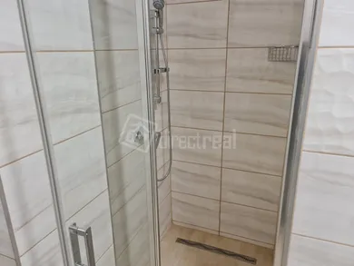 Na prenájom 2-izbový byt, 61 m², Galanta, Hlavná