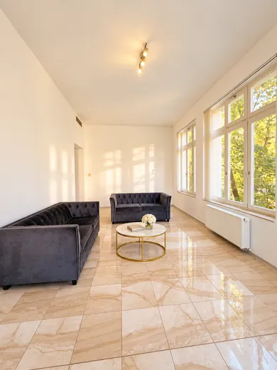 Na prenájom 3-izbový byt, 130 m², Bratislava-Staré Mesto, Hlboká cesta