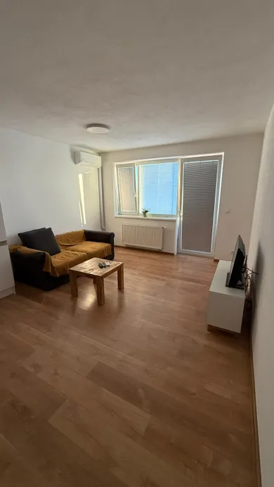 Na prenájom 1-izbový byt, 30 m², Biely Kostol