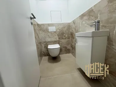 Na prenájom 2-izbový byt, 59 m², Považská Bystrica
