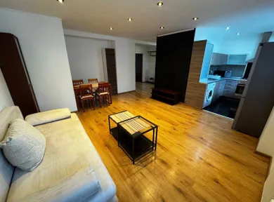 Квартири в оренду, 3-кімнатні, Bratislava-Ružinov · €900