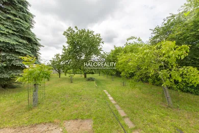 Na predaj pozemok, 64 m², Bratislava-Lamač