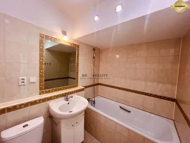 Na prenájom 2-izbový byt, 54 m², Banská Štiavnica