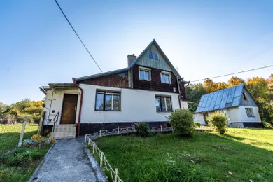 Na predaj dom, 100 m², Handlová, Pstruhárska