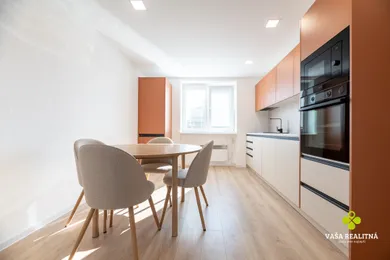 Na prenájom 2-izbový byt, 60 m², Prievidza