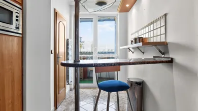 Na prenájom 3-izbový byt, 112 m², Bratislava-Dúbravka, Tranovského