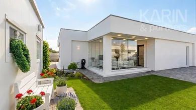 Na predaj 3-izbový dom, 180 m², Nesvady