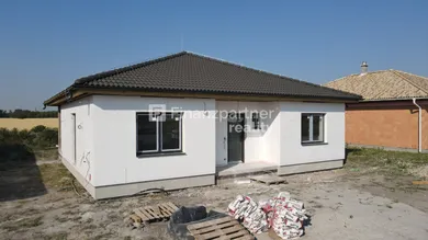 Na predaj dom, 127 m², Dolný Bar