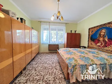 Na predaj 4-izbový dom, 100 m², Nesvady