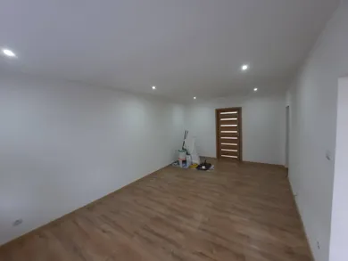Na predaj 3-izbový byt, 74 m², Komárno, Rákócziho ul.