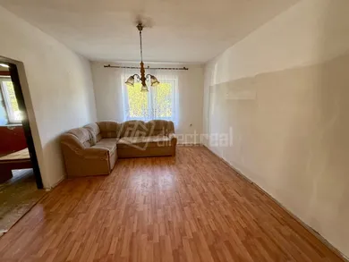 Na predaj dom, 100 m², Nitra nad Ipľom