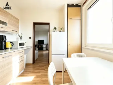Na predaj 1-izbový byt, 39 m², Bratislava-Ružinov, Vlčie hrdlo