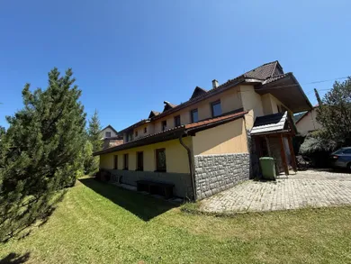 Na predaj dom, 590 m², Oščadnica