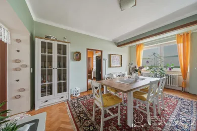 Na predaj 12-izbový dom, 138 m², Piešťany, Vajanského ulica