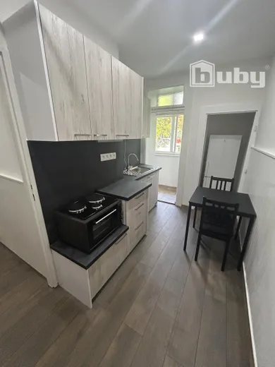 Na predaj 2-izbový byt, 60 m², Považská Bystrica, Mierová