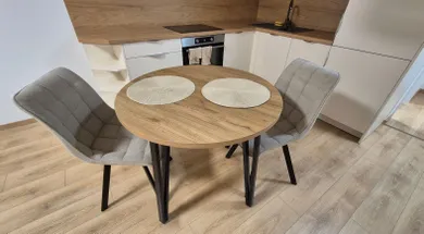 Na prenájom 2-izbový byt, 60 m², Bratislava-Ružinov, Bajkalská