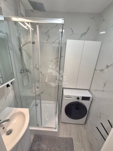 Na prenájom 3-izbový byt, 63 m², Banská Bystrica