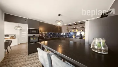 Eladó házak, 3-szobás, Topoľníky · €208 000