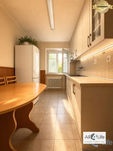 Na predaj 2-izbový byt, 49 m², Vrbové