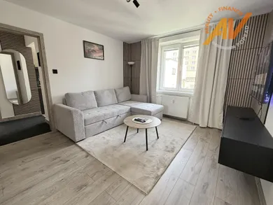 Byty na prenájom 1-izbový, Poprad · €500