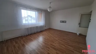 Na predaj 4-izbový dom, 70 m², Čakajovce