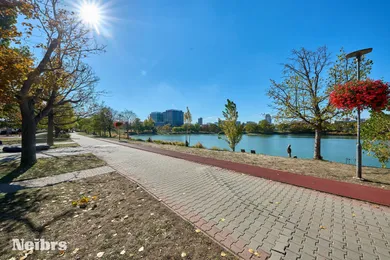 Na predaj 2-izbový byt, 54 m², Bratislava-Ružinov, Haburská