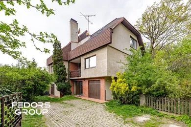 Na predaj dom v Bratislava-Staré Mesto · €1 390 000 · Pôvodný stav