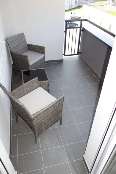 Na prenájom 2-izbový byt, 51 m², Trenčín, Halalovka