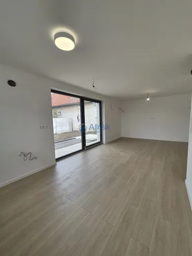 Na predaj dom, 108 m², Tešedíkovo