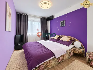 Na predaj 4-izbový byt, 89 m², Bratislava-Petržalka, Jasovská