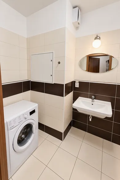 Na predaj 1-izbový byt, 37 m², Bratislava-Dúbravka, Nejedlého