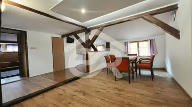 Na predaj 5-izbový byt, 169 m², Podhájska, Hlboká