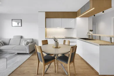 Na prenájom 4-izbový byt, 91 m², Bratislava-Záhorská Bystrica
