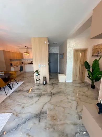 Na prenájom 2-izbový byt, 61 m², Galanta
