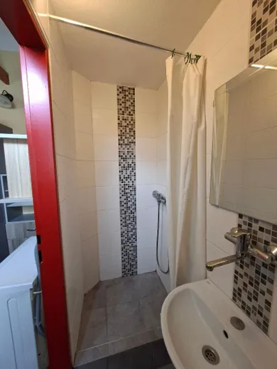 Na prenájom 1-izbový byt, 20 m², Bratislava-Rača, Alstrova