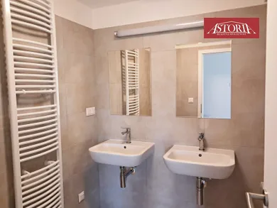 Na prenájom 1-izbový byt, 41 m², Martin, Košútska