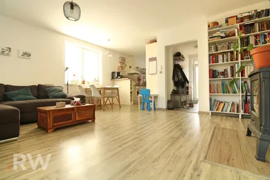 Na predaj 4-izbový byt, 113 m², Veľký Lapáš, Hlavná