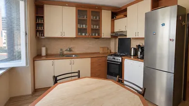 Na predaj 3-izbový byt, 73 m², Bratislava-Ružinov, Trenčianska