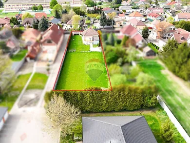 Na predaj 3-izbový dom, 523 m², Jelka