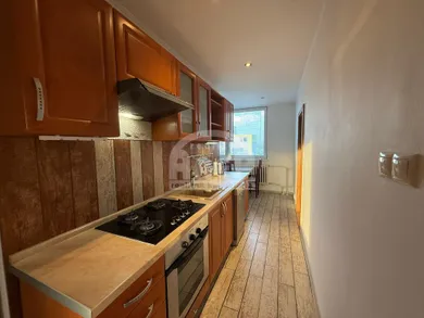 Na prenájom 3-izbový byt, 78 m², Michalovce, -