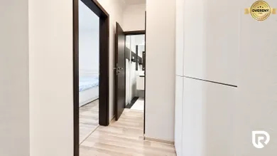 Na prenájom 3-izbový byt, 54 m², Bratislava-Nové Mesto, Kukučínova