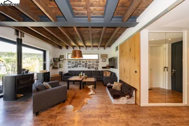 Na predaj objekt, 180 m², Bratislava-Petržalka