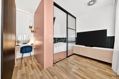 Mieszkania na wynajem, 1-pokojowe, Bratislava-Staré Mesto · €700