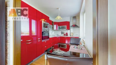 Na predaj 2-izbový byt, 53 m², Zvolen, I. Lihoveckého
