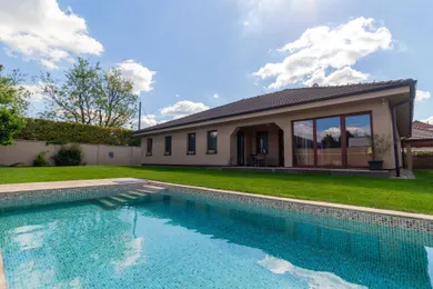Na predaj dom, 250 m², Zálesie, Pri Kríži