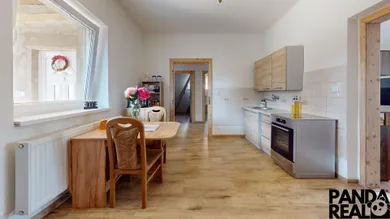 Na predaj 3-izbový dom, 76 m², Kuzmice, Jacovská
