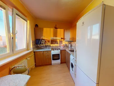 Na prenájom 2-izbový byt, 55 m², Sereď, Fándlyho