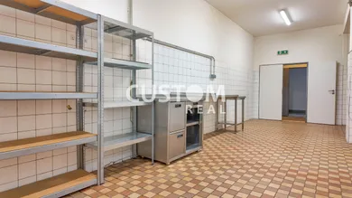 Комерційні приміщення в оренду, Žilina · €450
